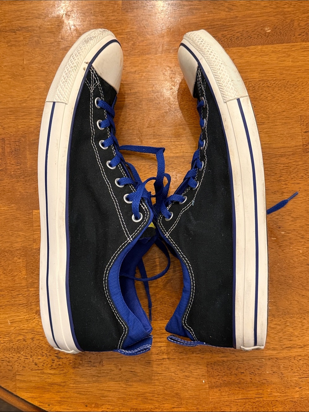 Converse Black Canvas Low-Top Sneakers with Blue Details size 16